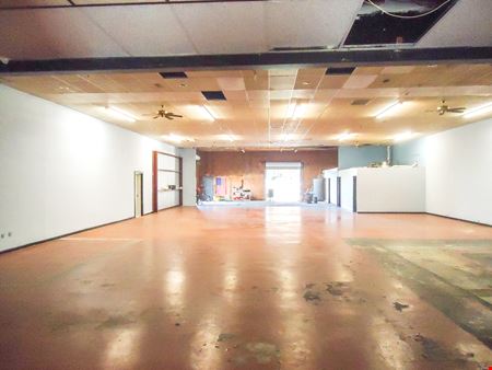 Office Warehouse with Laydown Yard and Three-Phase Power