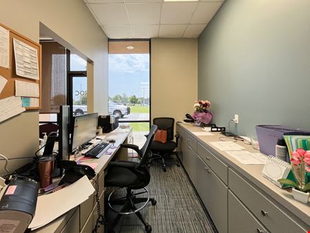 Medical Office in the Oaks Shopping Center