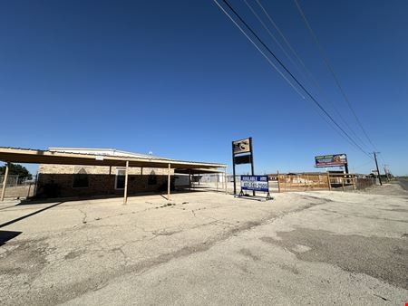 Great Office/Shop Footprint Near Loop 338
