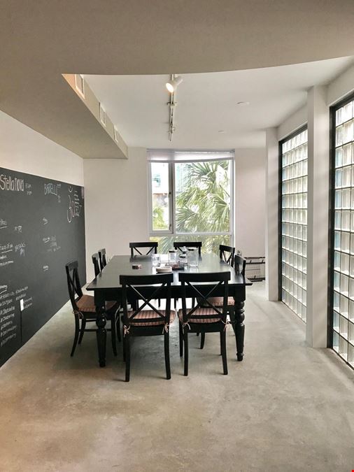 Commercial & Residential Live/Work Unit for Sale