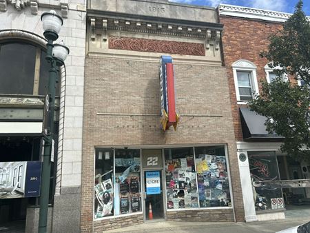 Retail space for Sale at Downtown Pontiac - Single-Tenant Mixed-Use Building in Pontiac