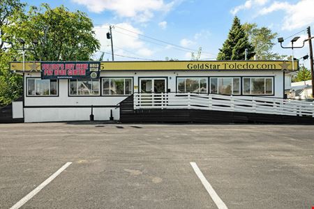 Commercial space at 736 Woodville Rd in Toledo
