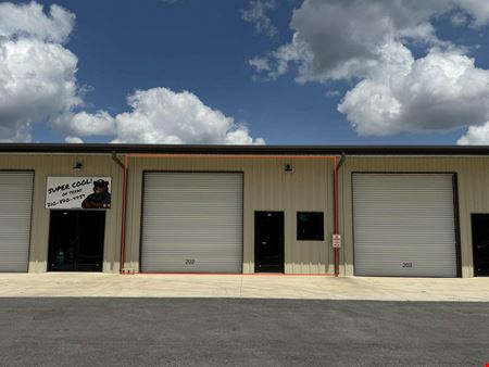 Flex/Warehouse Suites | 1,250–2,500 SF | 3-Phase Power | FM 306 | Spring Branch, TX
