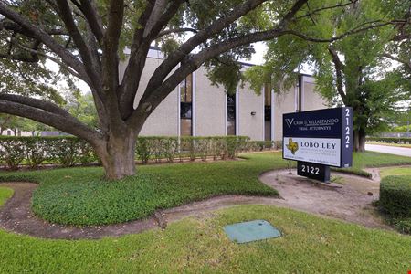 2122 East Governors Circle