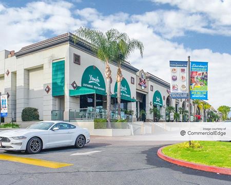 Retail space for Rent at Encino Town Center in Encino