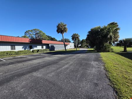 8000+/- SF Industrial Offices | Warehouse