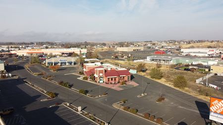 Retail space for Sale at HWY 395 Frontage Retail | Hermiston in Hermiston