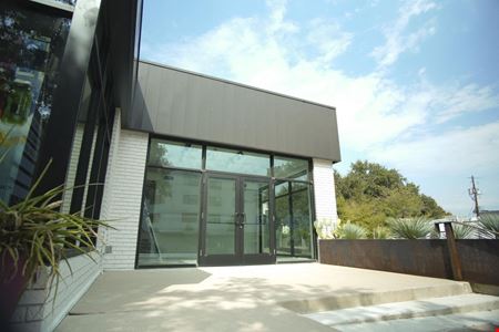 2324 South Lamar Blvd