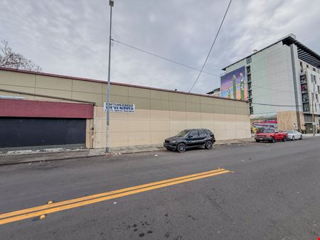 995 E Santa Clara