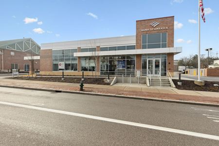 Retail space for Sale at Chagrin Lee Plaza in Shaker Heights