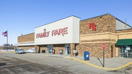 Retail space for Rent at 12 West Marketplace in Litchfield