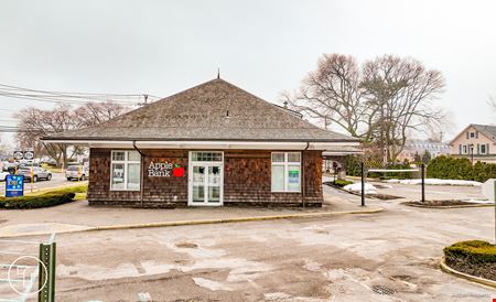 Retail space for Sale at Apple Bank in Babylon