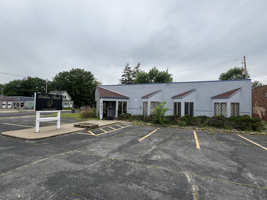 3105 N Prospect Rd