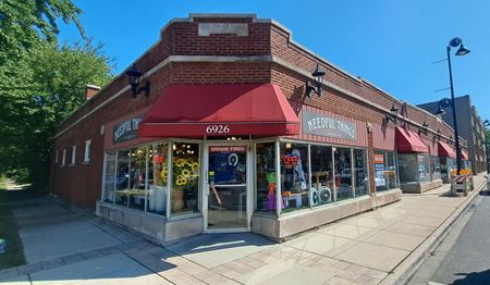Retail space for Sale at Prime Oak Park Retail Opportunity in Oak Park