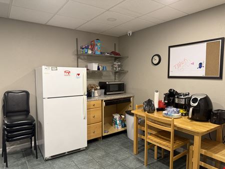 Bell Plaza, Unit 104
