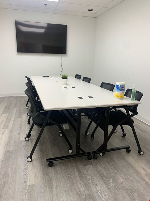 Oasis Office LLC - Security Office Park