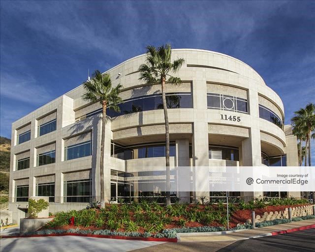 Torrey Reserve - Torrey Plaza