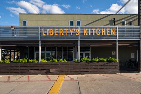 Retail space for Rent at 2nd Gen Retail F&B / Commissary Kitchen / Large Storage in New Orleans