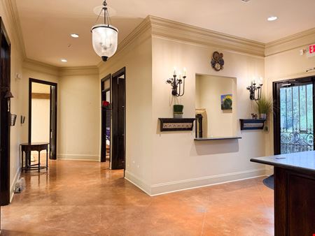 Former Dermatology Clinic Near LSU