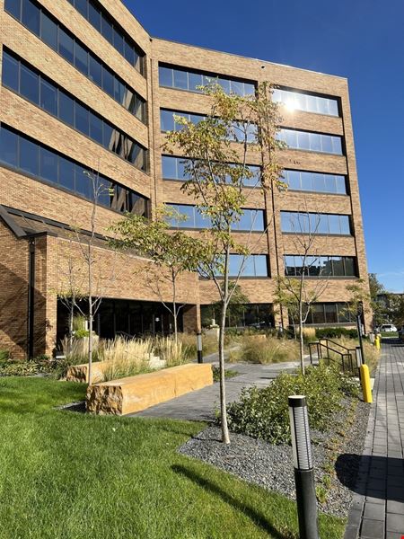 5353 Wayzata Office Center