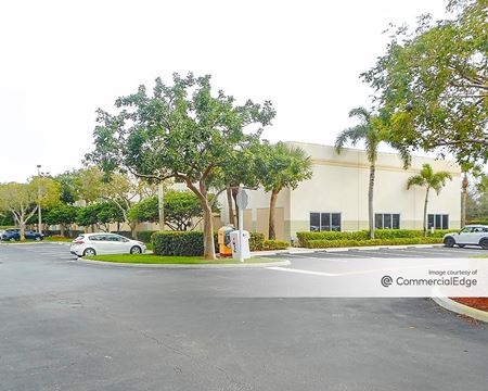 Retail space for Rent at Weston Commercial Center in Weston