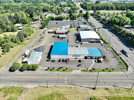 Retail space for Rent at 5040 Pacific Blvd SW in Albany