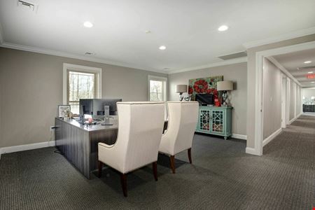 109 Laurens Rd