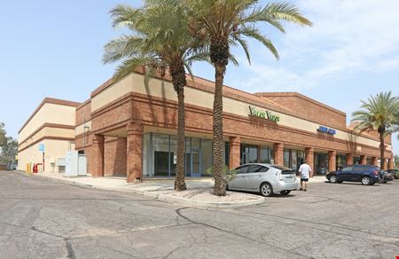 725 W Warner Rd