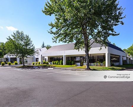 Commercial space at Twin Oaks Business Park in Beaverton