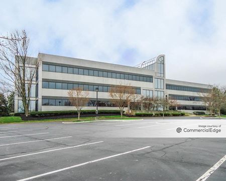 Office space for Rent at 400 MetroCenter in Dublin