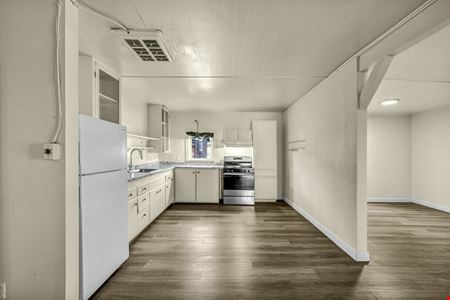 350 & 390 Ziller Way