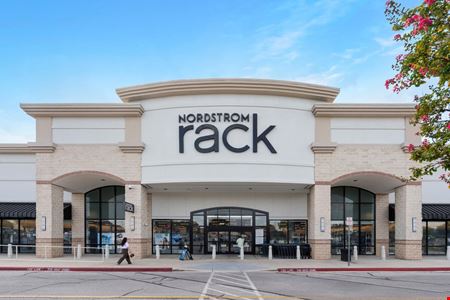 Bandera Pointe