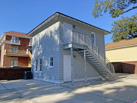 2717 Riverside Avenue