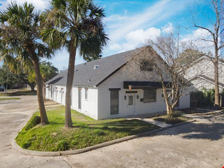 Newly Renovated Two-Story Office Building Near Airline Hwy