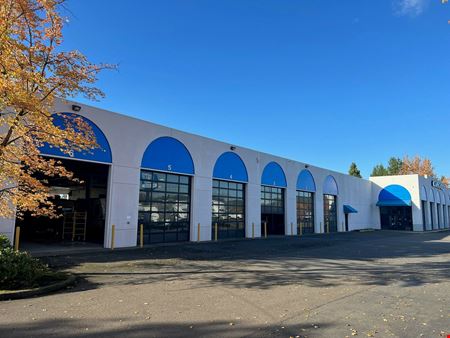 Freestanding Showroom/Office/Flex Building
