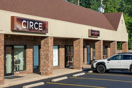 Chenoweth Plaza Shopping Center - Space for Lease