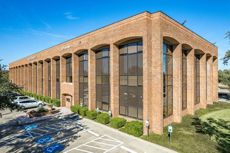 Office space for Rent at Walnut Abrams Plaza in Richardson