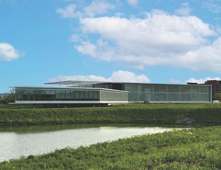 Office space for Sale at 2600 Forbs Ave in Hoffman Estates