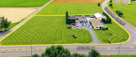 Commercial Building on ±2 Acres For Sale