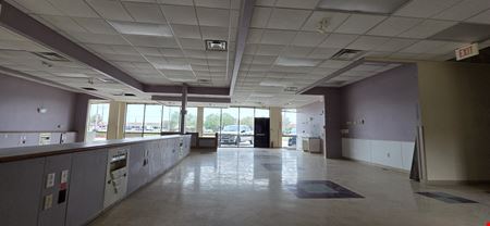 1307 W Fairmont Pkwy