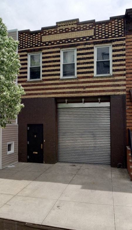 Industrial space for Rent at 138 Bayard St in Brooklyn