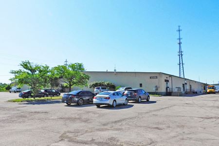 Commercial space at 3086 E. Court Street in Flint
