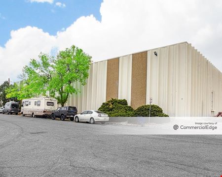 Industrial space for Rent at Airport 70 Center in Denver