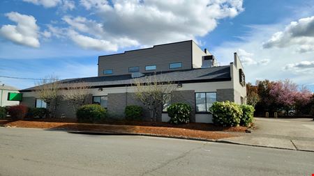 RETAIL - OFFICE - WAREHOUSE