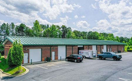 Mixed Use space for Rent at Charlotte NC Flex Industrial Space I-485 Area in Matthews