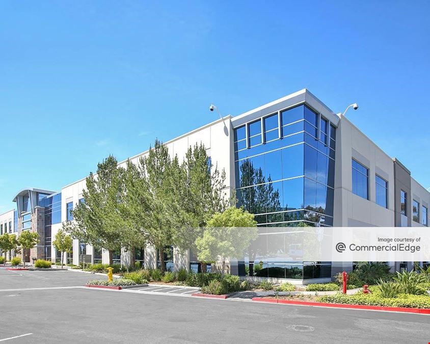 Innovation Corporate Center - 15333 Avenue of Science