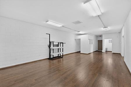 Retail space for Rent at 768 SF Retail/Office High Traffic Location in Albuquerque