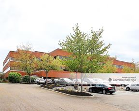 Bay Colony Executive Park