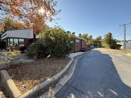 7,265 SF Former Vet Clinic | Ready for Medical Use