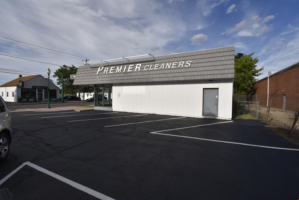 Location Location Location Prime Downtown Newington Location